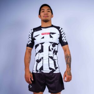 Scramble Rashguard Hanzi Monochrome