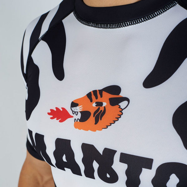 Manto Rashguard Tigre 3