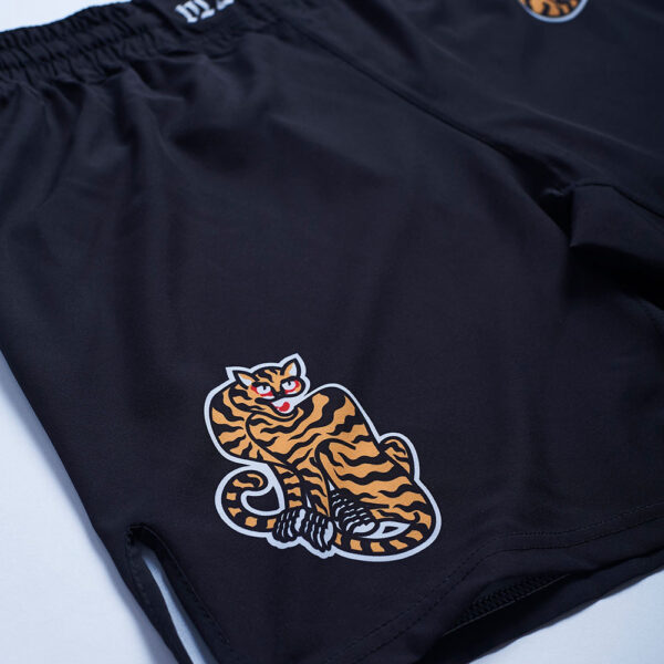 Manto Shorts Tigers 4