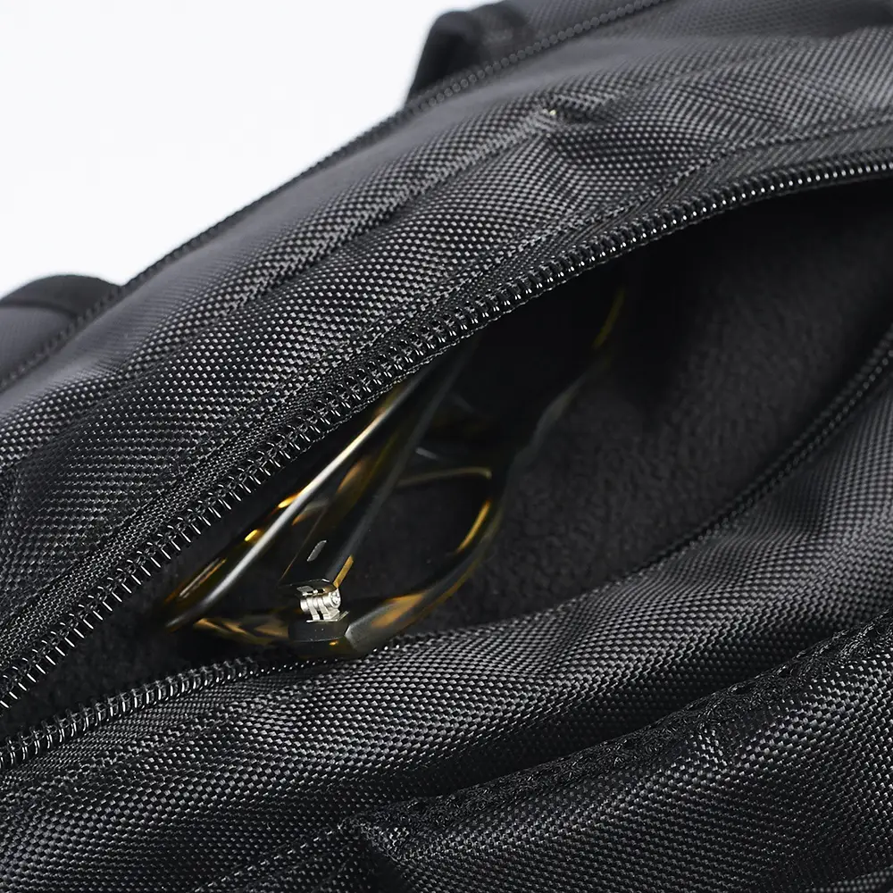 Manto XL Convertible Backpack One 11